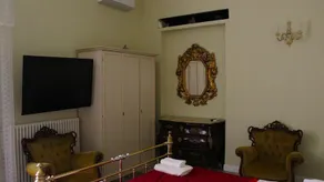 Oro Di Napoli Luxury Bed & Breakfast - Image 2