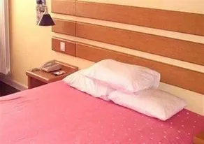 Home Inn Bus Station - Image 3
