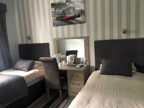 The Marquis Inn - Image 5