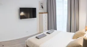 Real House Jasinskio SELF CHECK-IN - Image 3