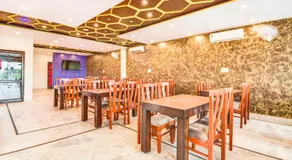 Hotel 7 Night Jaipur - Image 4