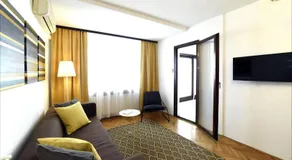 Garden Apartment - Image 4