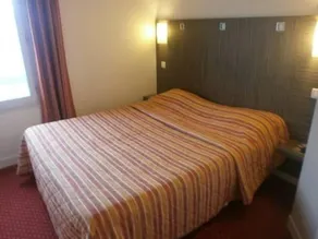 Fasthotel Toulon - Image 2