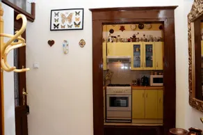 Central Square Apartments Budapest - Image 3