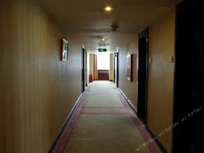 Xinjiang Eurasian Continental Bridge Hotel - Image 5