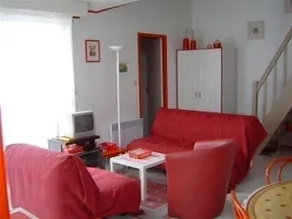 Villa Imp Des Pirons Maison Jardin Clos - Image 4