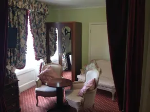 Templars Hotel & Carvery - Image 5