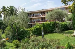 Residential Studio Swimming Pool - Image 4