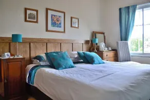 The Severn Arms - Image 2