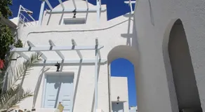 Angels In Fira - Image 2