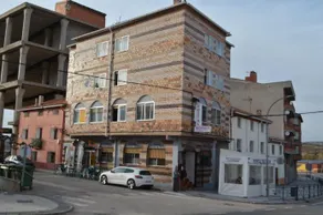 Hostal Escucha - Image 1