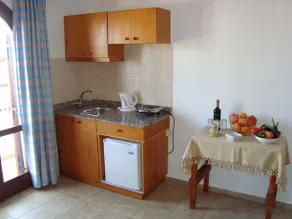 Arkadi Apartments - Image 3