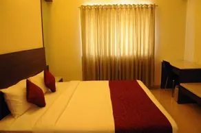 OYO Rooms Bharathiar Road - Image 5