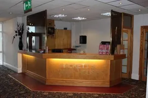 New Hacketts Hotel - Image 3