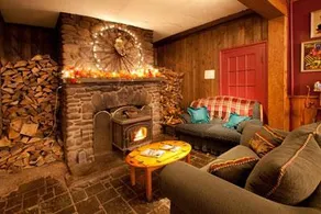 Pine Hill Arms Hotel - Image 3