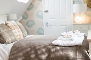 Mistletoe House Bed & Breakfast - Image 5