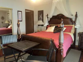 Paradise Cove Guest House - Image 3