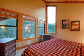 Alpine Davos Vista Home in the Sun - Image 3