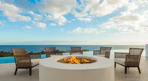 Casa Yvonne Modern Amenities near Exclusive Golf Course Sleeps 16 - Image 5