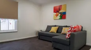 Homely Getaways - Eighth Street Mildura - Image 4