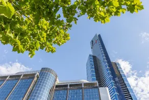 Lux 2BR Apt with a Stunning View of The Yarra - Image 5