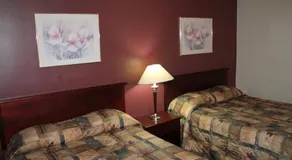 Columbia Motor Inn - Image 5