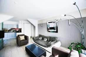 Junior Suite Apartment by Livingdowntown - Image 5