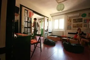 Chillton 2 Hostel - Image 2