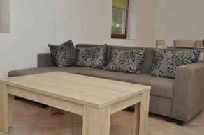Sarok Apartmanház Szekszárd - Image 2