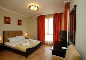 Royal Bay Residence & Spa - Image 2
