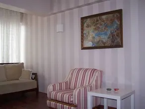 Airport House - Image 4