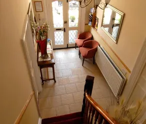 Sunholme Guest House - Image 4