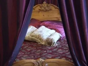 Cheltenham Lawn And Pittville Gallery B&B - Image 2