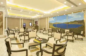 Warren Hotel - Image 2