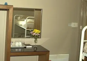 The Hotel Orange - Image 4