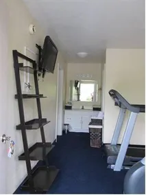 Americas Best Value Inn - Image 2