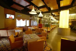 South China Harbour Horizon Hotel Tianjin - Image 4