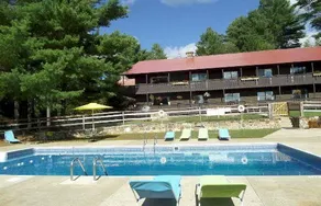 The Lodge at Harrisburg Lake - Image 5