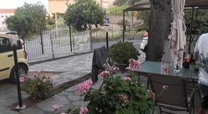 Appartamento con giardino privato - Image 3