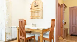 Apartment on Soborniy 177 - Image 3