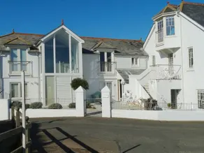 2 Ella Mews - Image 1