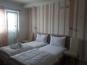Nina Apartments - Image 3