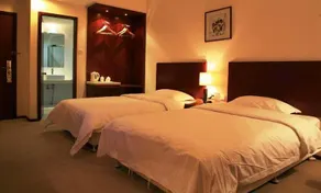 Jingyue King Ray Hotel Zhangjiajie - Image 5