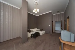 Villamaxx Suites & Apartments - Image 3