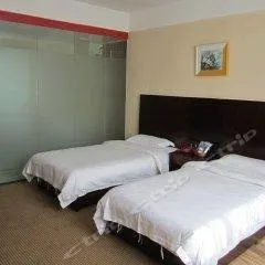 Tongyi Hotel - Image 5