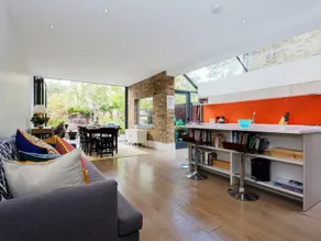 Vive Unique House Harvist Road -Queens Park - Image 4