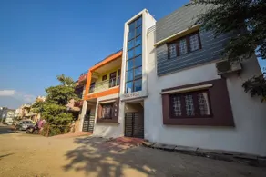 Cozy Studio Hiran Magri - Image 2