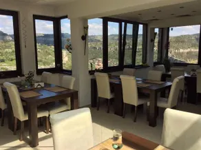 Family Hotel Yatrus - Image 2