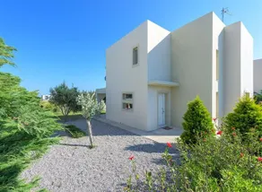 The Orange Tree House - Image 2