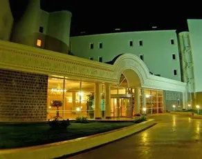 ALINN BOUTIQUE HOTEL - Image 4